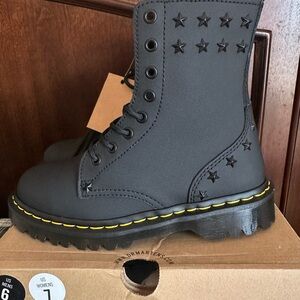 Dr. Martens 1460 Ben boots BNIB Uk 5, US 7-7.5